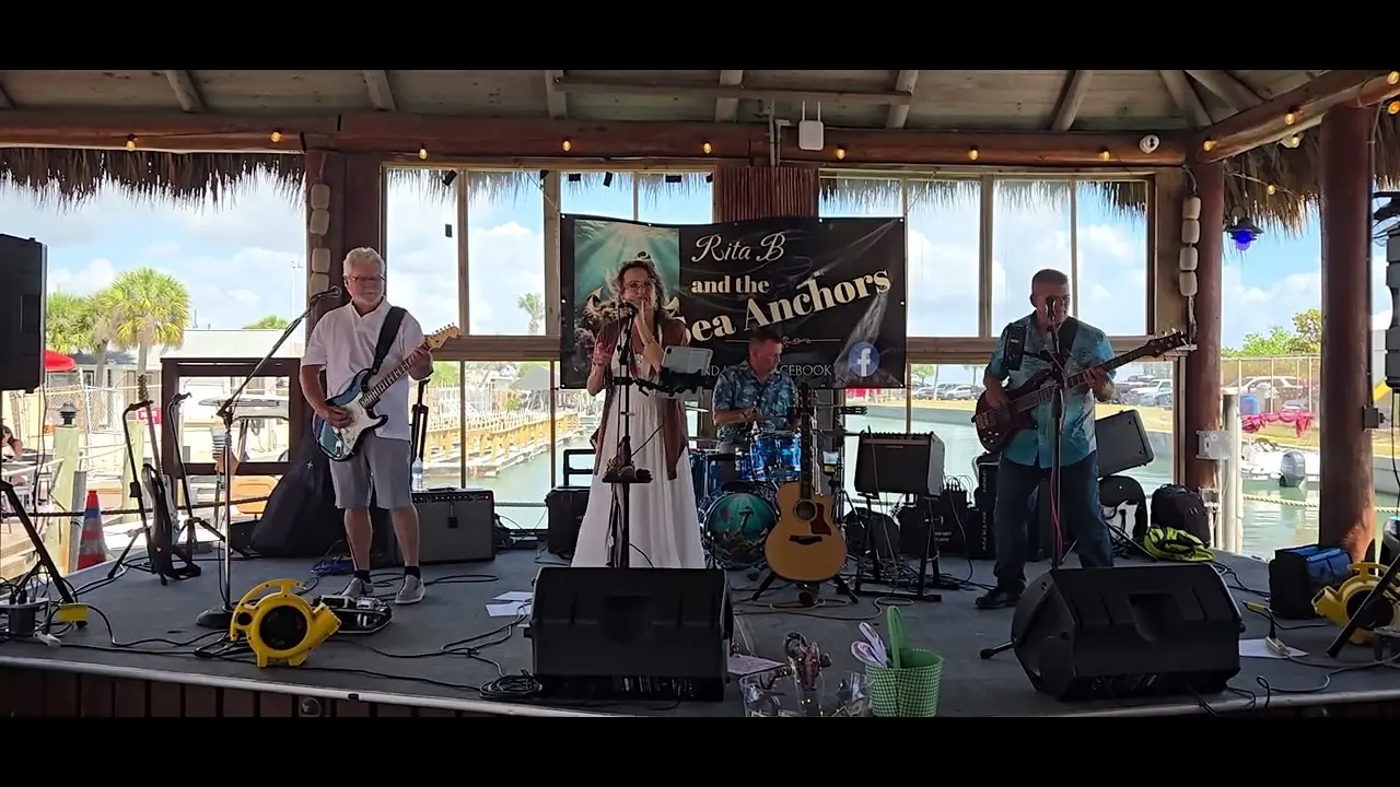 Video still from Live Set Moment